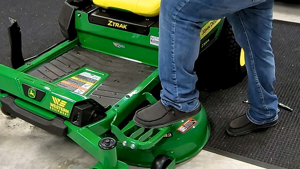 How to Install Boarding Step Kit on Z320R Zero Turn Mower ' Thumbnail'